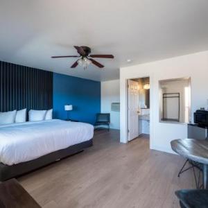 Hotels near Country Jam Colorado - Balanced Rock Inn