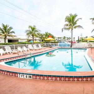 Econo Lodge Cocoa Beach