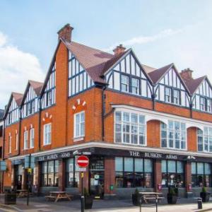 Hotels near Broadway Theatre Barking - The Ruskin Hotel