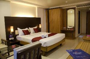 Vaccinated Staff - Capital O 406 Hotel Venkat Presidency, Panvel