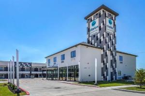 Clarion Pointe, Port Arthur