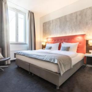 Uber Arena Berlin Hotels - Select Hotel Berlin The Wall