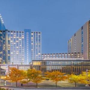 Leader Bank Pavilion Hotels - Omni Boston Hotel at the Seaport