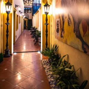 HOTELES ANTIGUA - CASONA ALLENDE