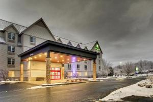 Holiday Inn Express & Suites - Lincoln East - White Mountains, an IHG Hotel, Lincoln