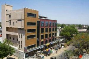 Hotel Comfort and Terrace Lounge, Deoghar