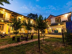 The Hosteller Bir, Palampur
