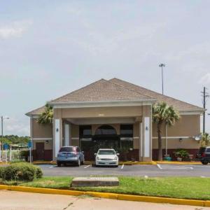 Hotels near Alabama National Fair Montgomery - Quality Inn & Suites near Coliseum and Hwy 231 North