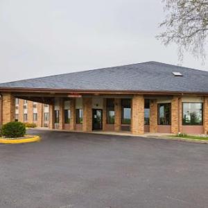 Hotels near Butler County Fairgrounds Allison - Quality Inn Waverly