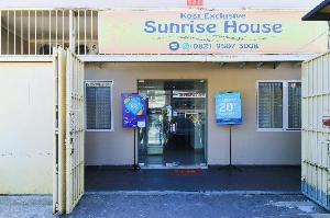 Sunrise House, Makassar