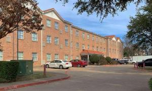 MainStay Suites, Addison