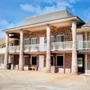 Columbia Lakes Hotel & Conference Center