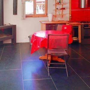 Apt or chalet near the slopes Chamonix