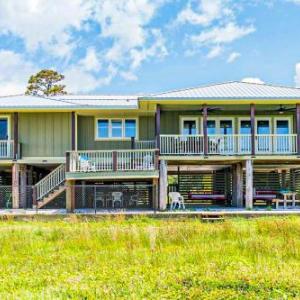Lagoon Starr by Meyer Vacation Rentals