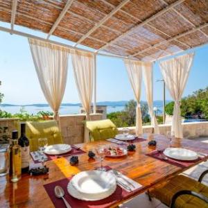 Awesome home in Orebic with 1 Bedrooms