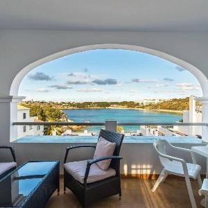 Beautiful Apartment With Wi-fi Pool Terrace And Sea View