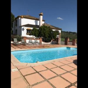 Villa Minerva with views of the Serrania de Ronda