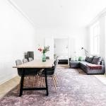 Lavish 4BR Flat in the Heart of CPH by The Canals 