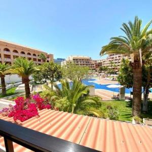 Villa con piscina cerca de Playa en Las Américas