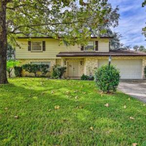 Daytona Area Home with Patio about 3 Mi to Beach!