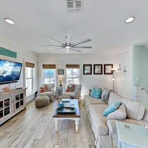 Luxe Gulf-View Retreat - Pool Hot Tub & Boardwalk home