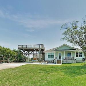 All-Suite Bayview Home with Fenced Yard & Roof Deck home