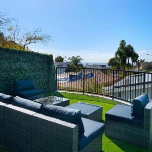 Ocean-View Bird Rock Retreat - Hot Tub & Firepit home