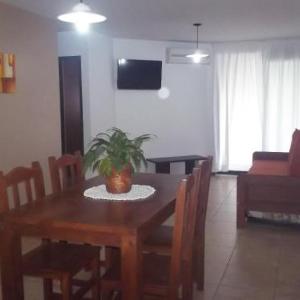 CÓRDOBA DEPARTAMENTO CÉNTRICO-OPCIÓN COCHERA-cerca Sanatorio Allende-Kempes-Plaza de la música-clinicas de ojos-Imgo-shopings-Univ Siglo 21-