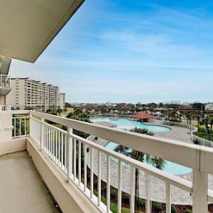 North Tower Condo - Waterway Views Pool & Hot Tub condo