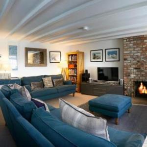 Cottage Chic - Luxury cottage - modern - central - ideal for groups and families