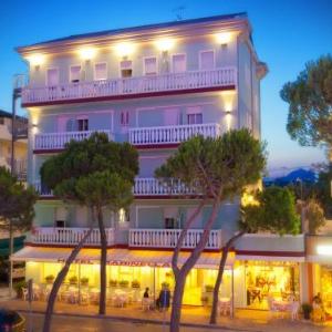 Hotel Marinella