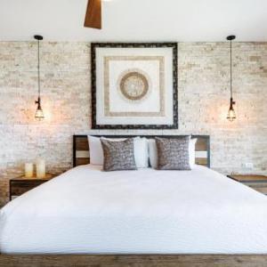 Gorgeous Ocean Front Apartment Casa Shell condo