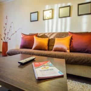 Five Stars City Bor