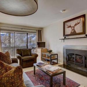 Vail Condo Free Parking Walk to Shuttle