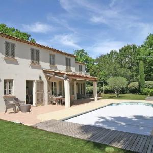 Villa in Gassin near Saint Tropez Beaches