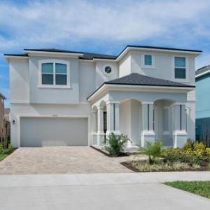 Beautiful Spacious 6 Bed Pool Spa Game Room villa