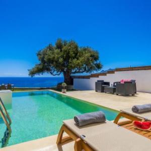 Astarte Villas - Anapnoi Villa with Private Pool