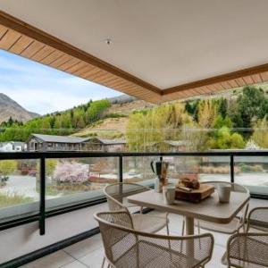 Coronet Base at La Residence du Parc