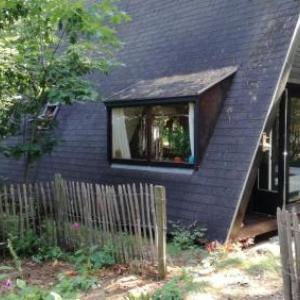 Beautiful Chalet next to Forest Nature Preserve