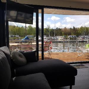 Stylish houseboat with fireplace  Sun Deck  WLAN