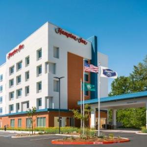 Hampton Inn & Suites Bellingham Airport WA