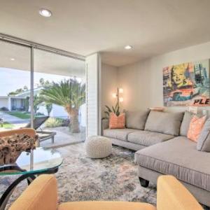 Modern Palm Desert Condo with Pool Access and Grill!