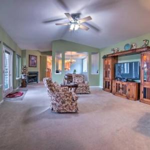 Step-Free Poulsbo Home with Views and Soaking Tub