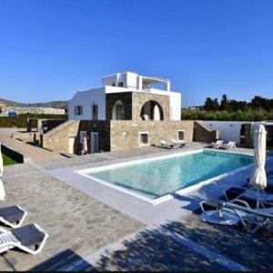 Isterni Paros
