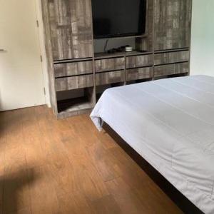 Suite en San Isidro-Frente al Supermercado Vivanda