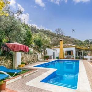 Beautiful home in Córdoba with Outdoor swimming pool WiFi and 4 Bedrooms