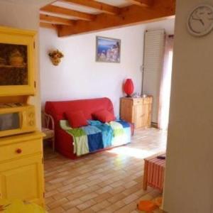 VILLA MITOYENNE DANS UNE RESIDENCE CALME AVEC PISCINE PARKING - FR-1-607-33