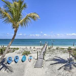 Oceanfront Island Escape with Golf Cart and Decks