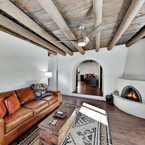 Pueblo Revival Home - Kiva Fireplace - Near Plaza home