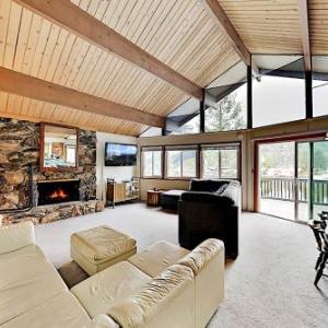 Mid-Century Modern Home - Lake-View Decks & AC home